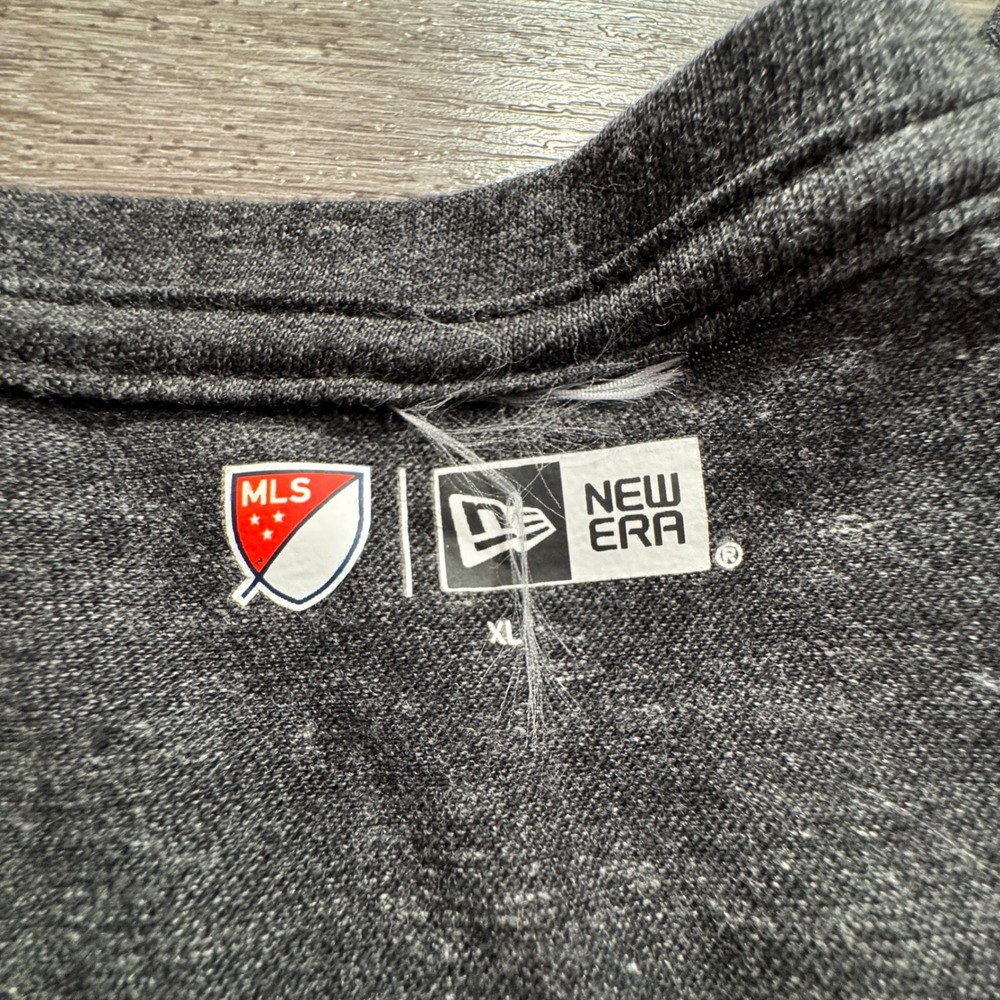 New Era LAFC Shirt Womens XL Gray Cotton Blend V-Neck MLS Soccer Fan Gameday Tee - Picture 3 of 7